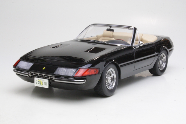 Ferrari 365 GTB Daytona Spyder 1969, black "US-Version"