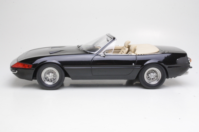 Ferrari 365 GTB Daytona Spyder 1969, black "US-Version"