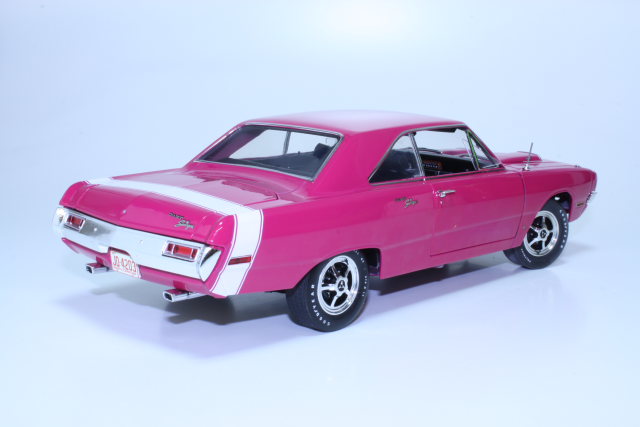 Dodge Dart Swinger 340 1970, vaaleanpunainen