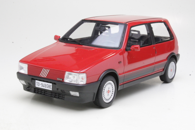 Fiat Uno Turbo i.e.1987, punainen - Sulje napsauttamalla kuva