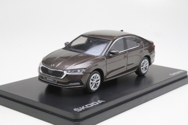Skoda Octavia IV 2020, brown