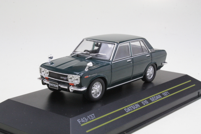 Datsun 510 Sedan 1971, dark green