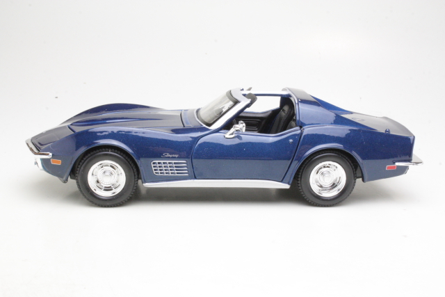 Chevrolet Corvette C3 1970, tummansininen - Sulje napsauttamalla kuva