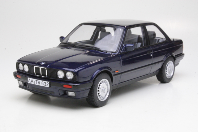 BMW 325i (e30) 1988, sininen