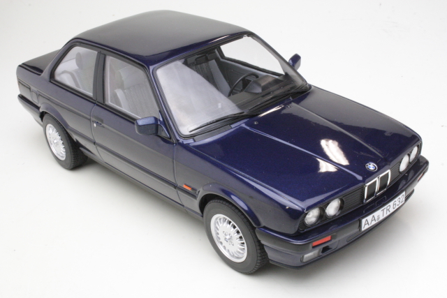 BMW 325i (e30) 1988, blue - Click Image to Close