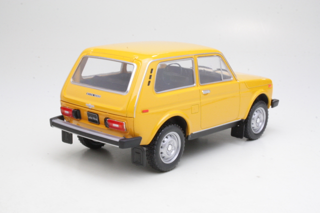 Lada Niva 1977, yellow
