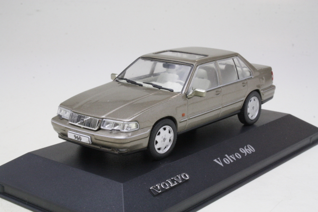 Volvo 960, grey