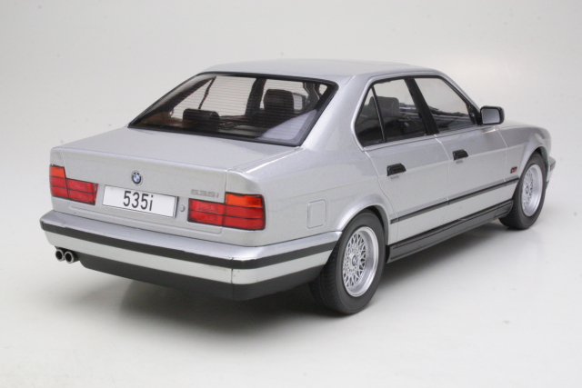 BMW 535i (e34) 1992, hopea - Sulje napsauttamalla kuva