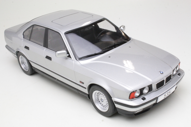 BMW 535i (e34) 1992, hopea