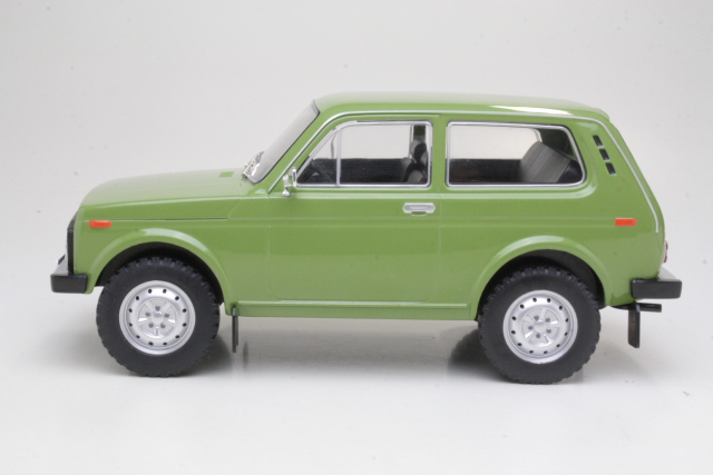 Lada Niva 1977, green