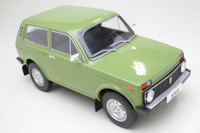 Lada Niva 1977, green