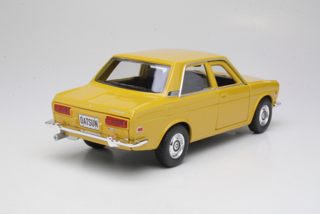 Datsun 510 1971, yellow