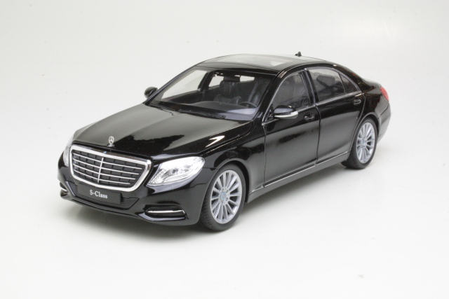 Mercedes S500 (w222) 2013, musta - Sulje napsauttamalla kuva