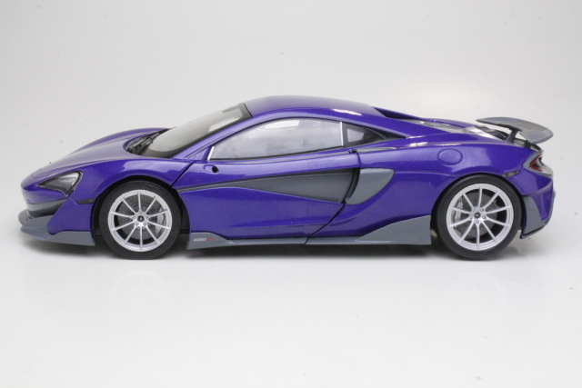 McLaren 600LT 2018, violetti - Sulje napsauttamalla kuva