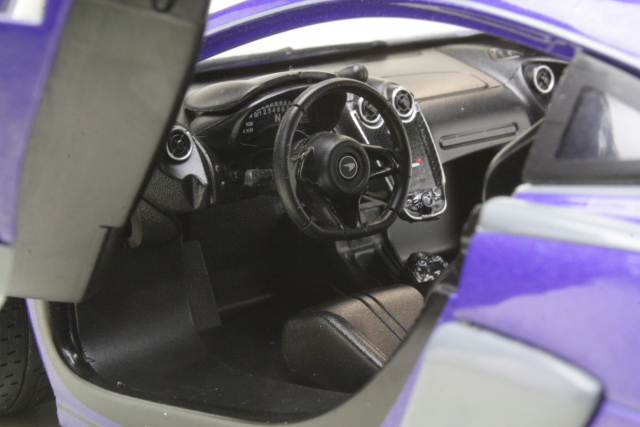 McLaren 600LT 2018, purple