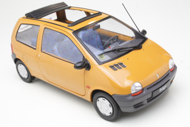 Renault Twingo Mk1 1993 "Open Air Jaune Indien"