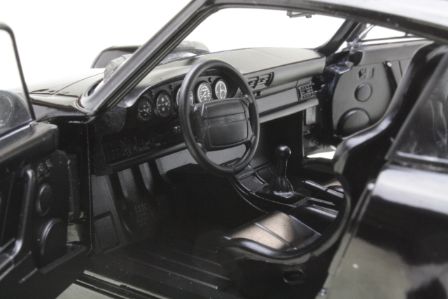 Porsche 911 (964) Turbo 1990, musta