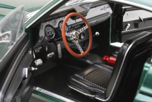 Ford Mustang 1967, vihreä - Sulje napsauttamalla kuva