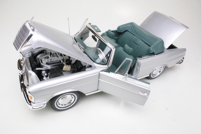 Mercedes 280SE (w111) Cabriolet 1969, hopea