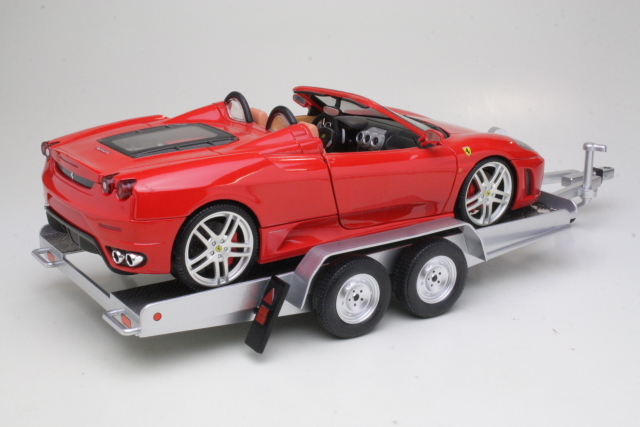 Autotraileri, hopea (1:18)