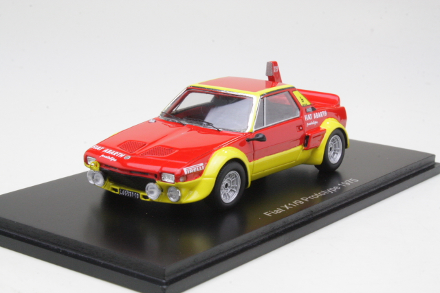 Fiat X1/9 Abarth Prototipo 1975, punainen/keltainen - Sulje napsauttamalla kuva