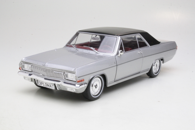 Opel Diplomat A V8 Coupe 1965, silver