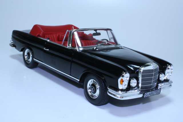 Mercedes 280SE (w111) Cabriolet 1969, musta