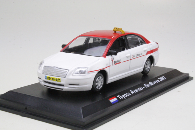 Toyota Avensis 2003 "Taxi Eindhoven" - Sulje napsauttamalla kuva