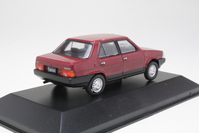 Fiat Regata 1985, tummanpunainen - Sulje napsauttamalla kuva