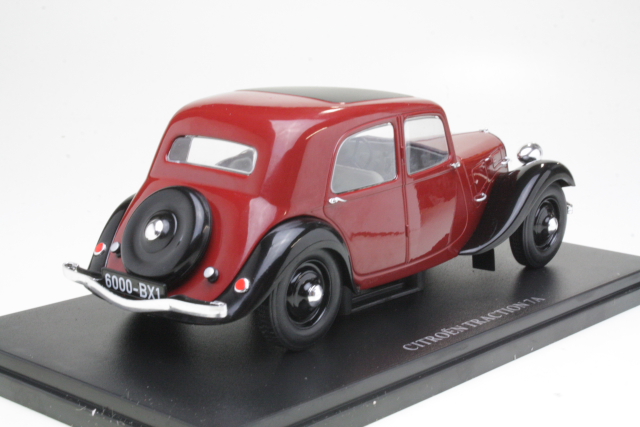 Citroen Traction 7A Avant 1934, red/black - Click Image to Close