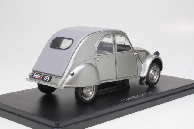 Citroen 2CV A Cabriolet Closed Roof 1948, harmaa
