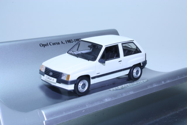 Opel Corsa A 1982 - 1993, valkoinen