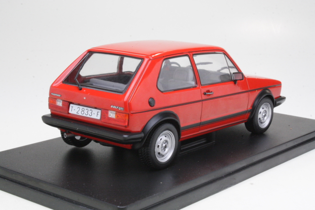 VW Golf 1 GTI 1976, red - Click Image to Close