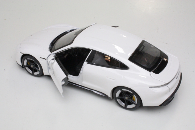Porsche Taycan 2019, white