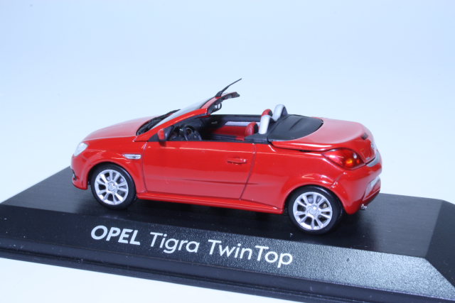 Opel Tigra Twin Top 2004, red