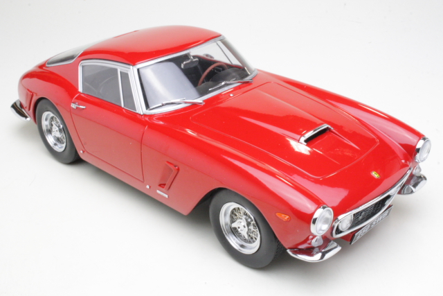 Ferrari 250 SWB Passo Corto 1961, punainen - Sulje napsauttamalla kuva