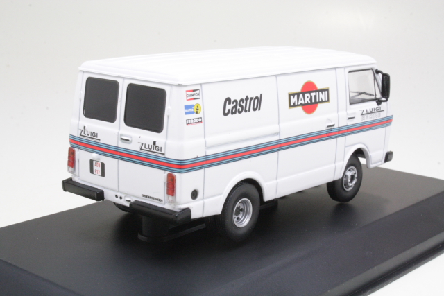 VW LT28 SWB "Martini Racing" - Sulje napsauttamalla kuva