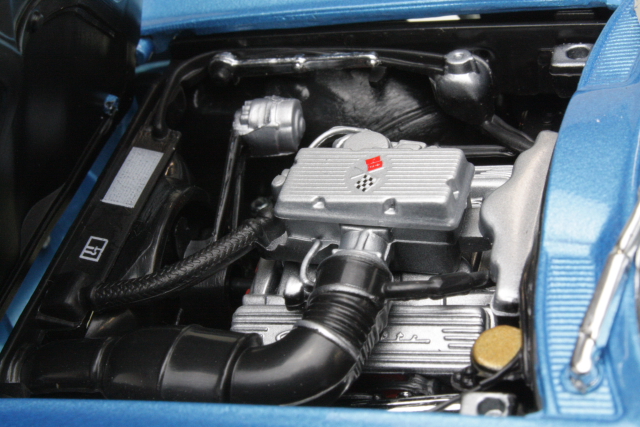 Chevrolet Corvette C2 1965, sininen - Sulje napsauttamalla kuva
