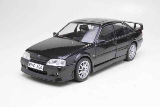 Opel Omega Evolution 500 1991, musta