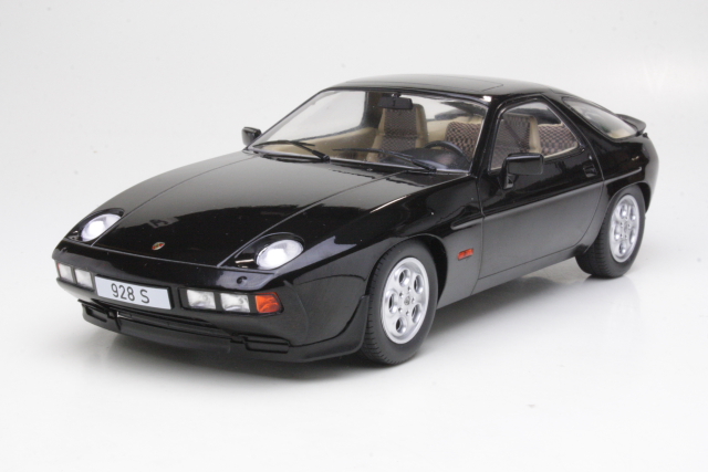 Porsche 928 S 1980, musta