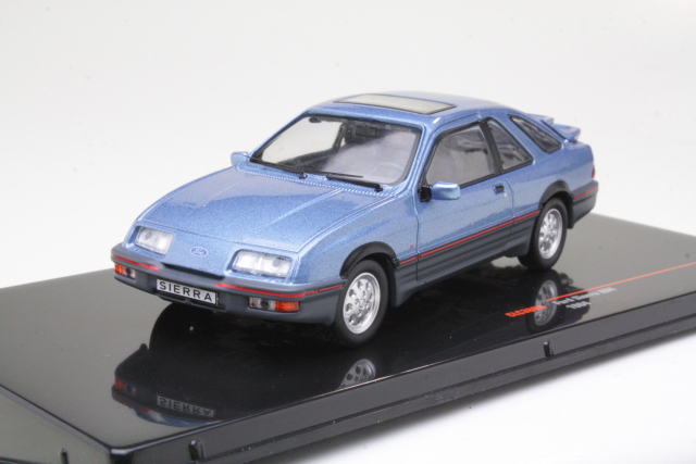 Ford Sierra XR4 1984, sininen - Sulje napsauttamalla kuva