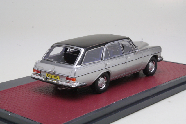 Mercedes 280SE (w108) Crayford Estate 1970, hopea