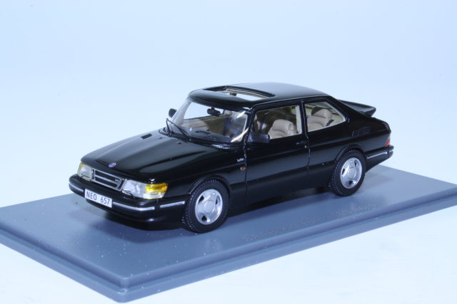 Saab 900 Turbo 16S 1992, musta