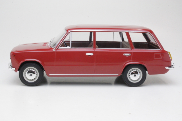 Fiat 124 Familiare 1972, punainen