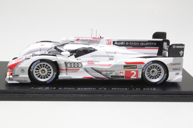 Audi R18, Le Mans 2013, T.Kristensen/A.McNish/L.Duval, no.2 - Sulje napsauttamalla kuva