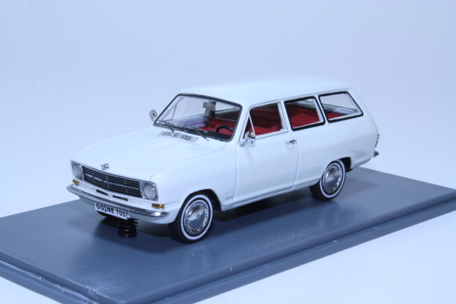 Opel Kadett B Caravan 1971, valkoinen