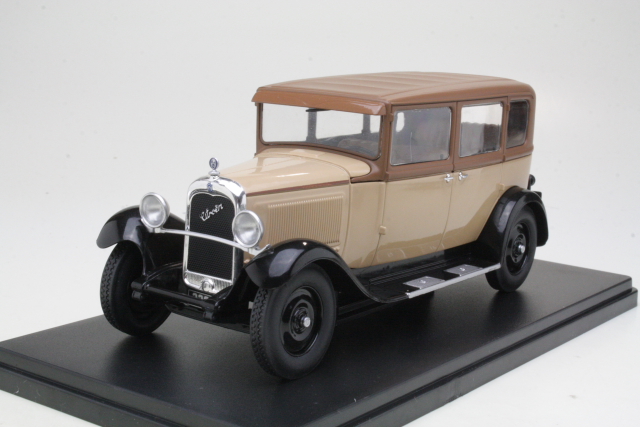 Citroen C4 Limousine 1930, beige