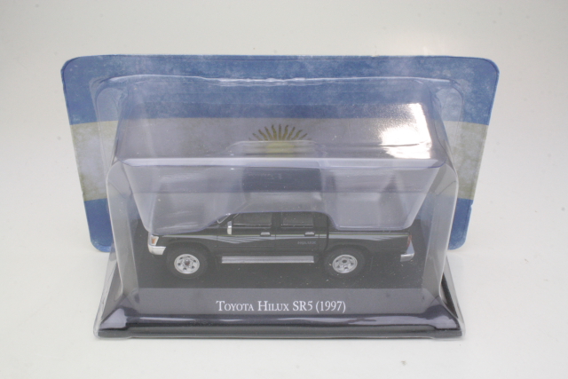 Toyota Hilux SR5 1997, black