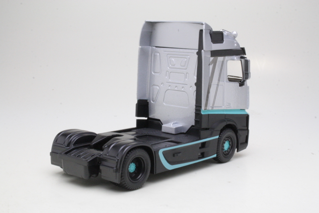 Mercedes Actros Gigaspace 2020, silver/black
