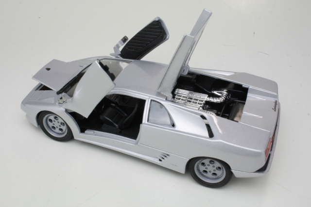 Lamborghini Diablo 1995, hopea